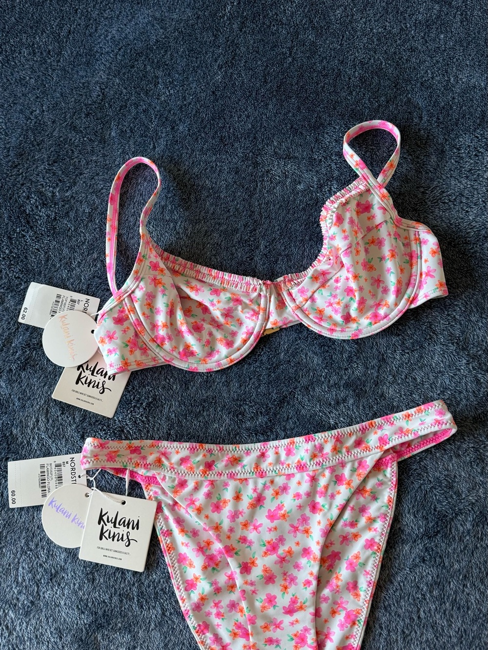 NWT Kulani Kinis Underwire Bikini Set in Flamingo Flora Top is L & Bottom M👙🦩🌸 - Picture 2 of 9